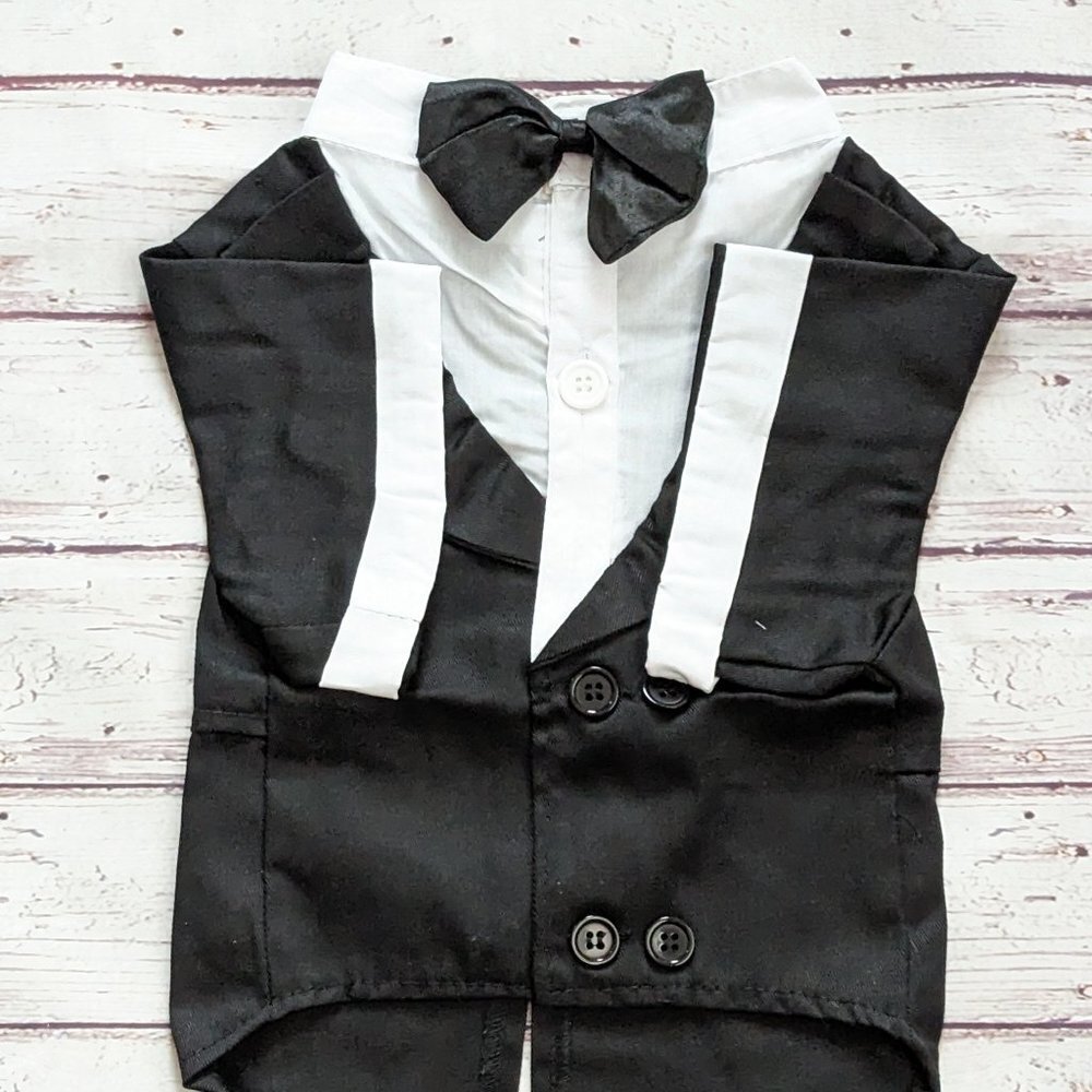 Tuxedo For Dogs Cats Pets With Bowtie Small To XL NEW